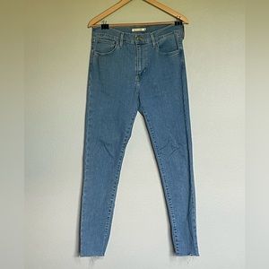 Levi’s 720 high rise super skinny jeans, slightly worn, wash: medium, size: 30